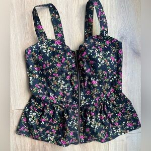 Floral Zip-Up Peplum Top size XL